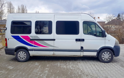 2x Mikrobus Renault Master 15+2 miest