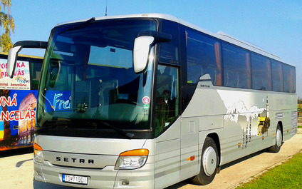 Autobus Setra 415 GT-HD 49+1+1miest